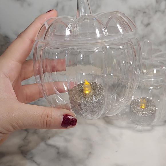 Flickering Tea Light Pumpkin Set - Picture 3 of 6